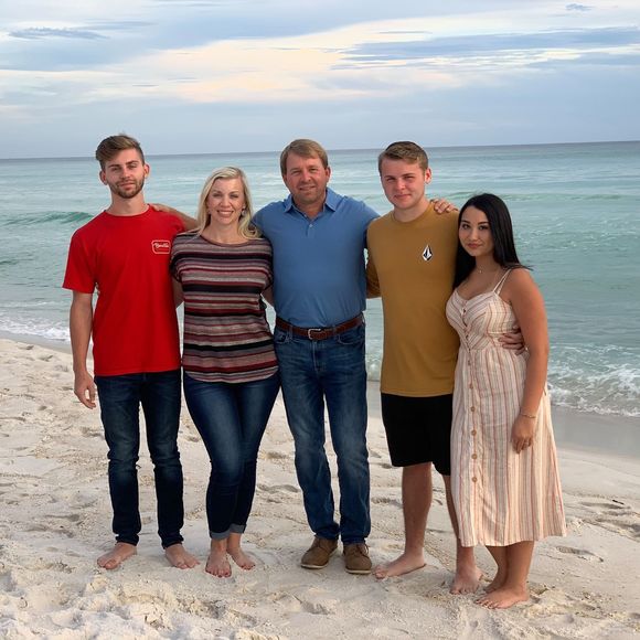 Meet your Posher, Jessica - Picture 1 of 1